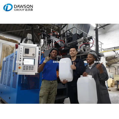 Machine de moulage à soufflage à 4 couches