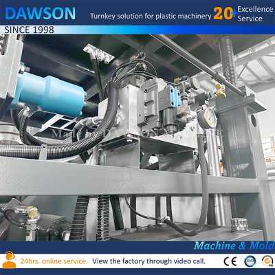 Demande de main-d'œuvre 1-2 opérateur entièrement automatique en plastique Hdpe Modèle de corps mannequin Machine de fabrication de mannequin Machine de soufflage par extrusion