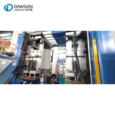 Machine de fabrication automatique de réservoirs IBC avec tête de filière de type accumulateur, machine de moulage par soufflage de fûts IBC avec une puissance de chauffage de vis de 88 kW