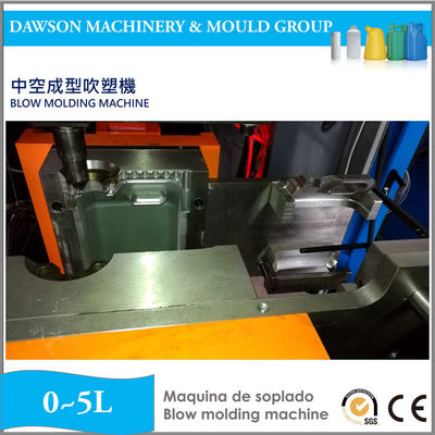 HDPE 5L Jerry peut machine de moulage automatique à soufflage 180PCS / h pour bouteille de lubrifiant