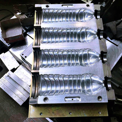 Machine de moulage à haute vitesse entièrement automatique de préforme de PET soufflant
